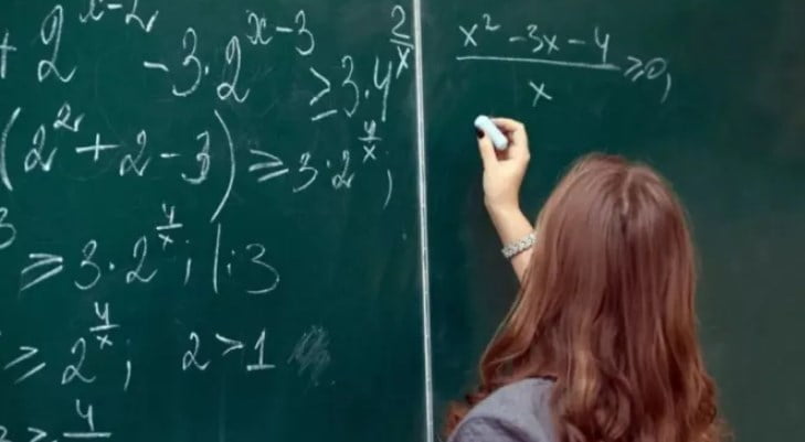Matematik Öğretmenleri Ne Kadar Maaş Alıyor?